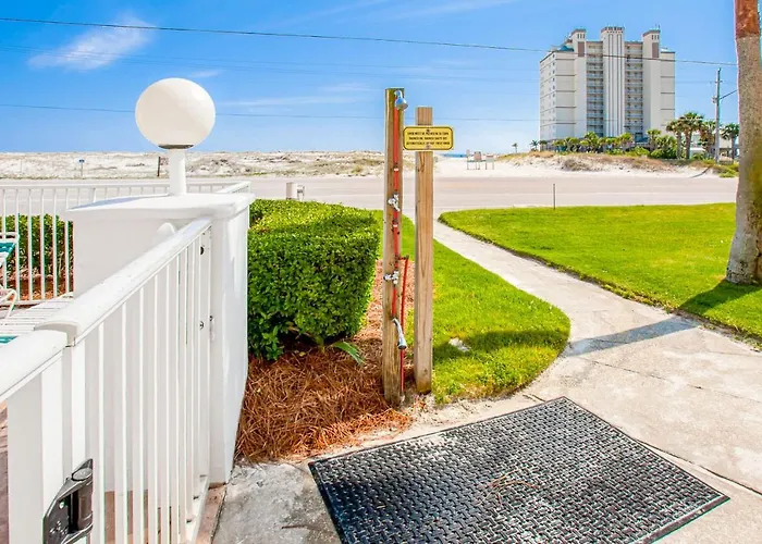 Holiday home Direct Gulf Front With Pools With Hot Tubs - Steps To Gulf Shores